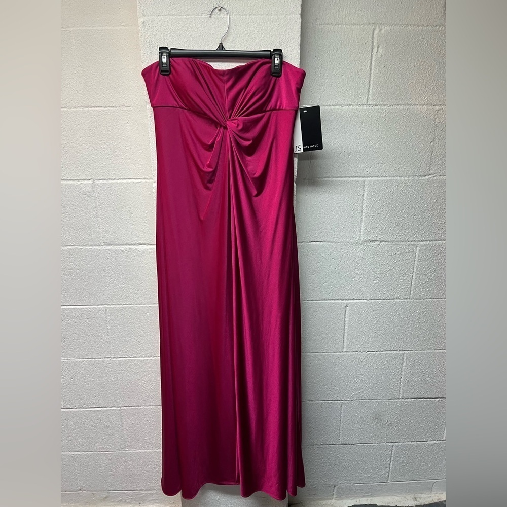 JS Boutique Elegant Pink Strapless Gown